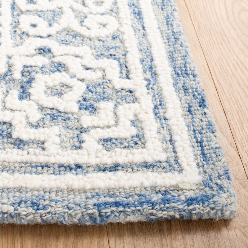 SAFAVIEH Handmade Metro Marziyeh French Country Wool Rug