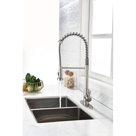 Stainless Steel Single Handle Kitchen Faucet with Pull Out Sprayer