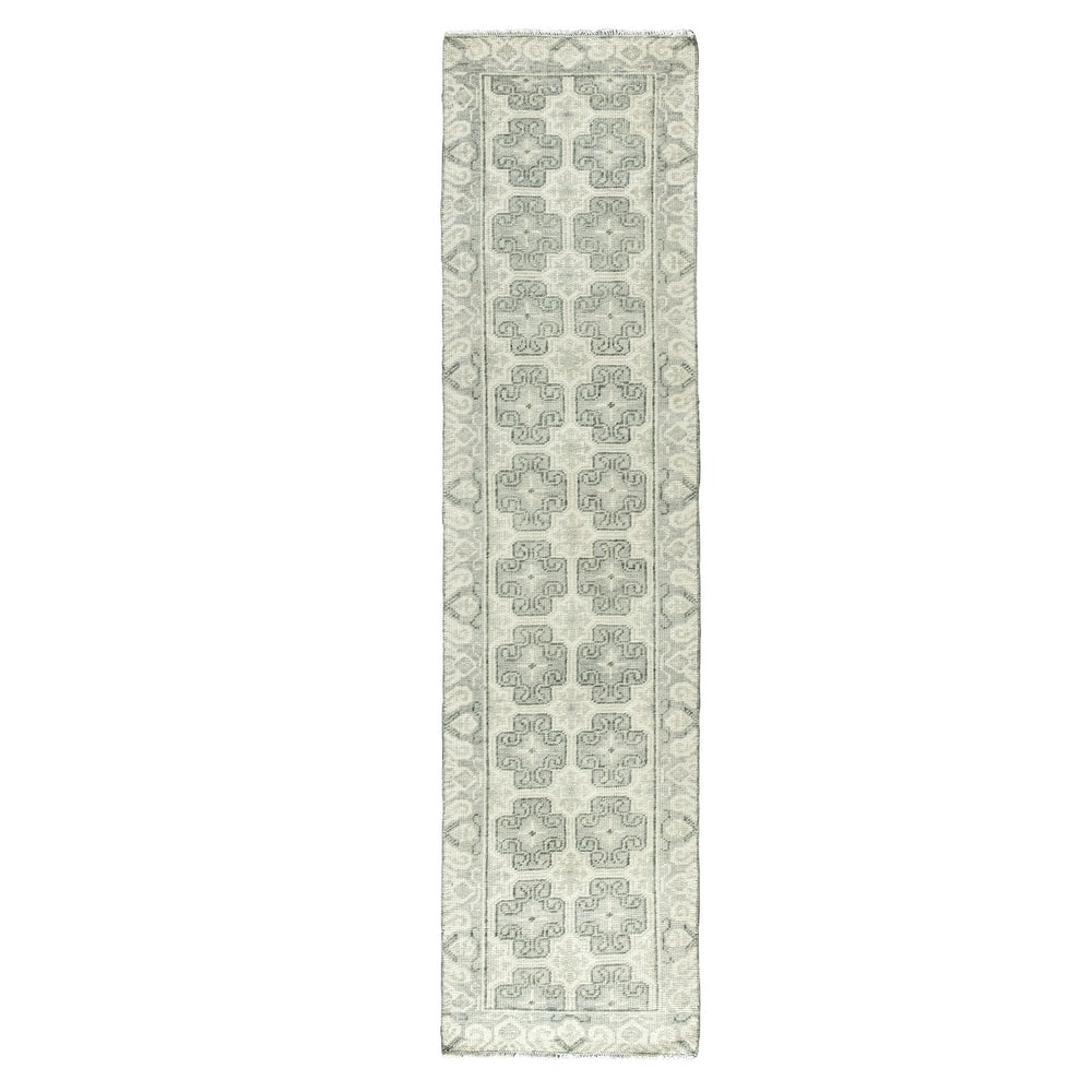 Hand-Knotted Stafford Border Ivory/ Green Area Rug