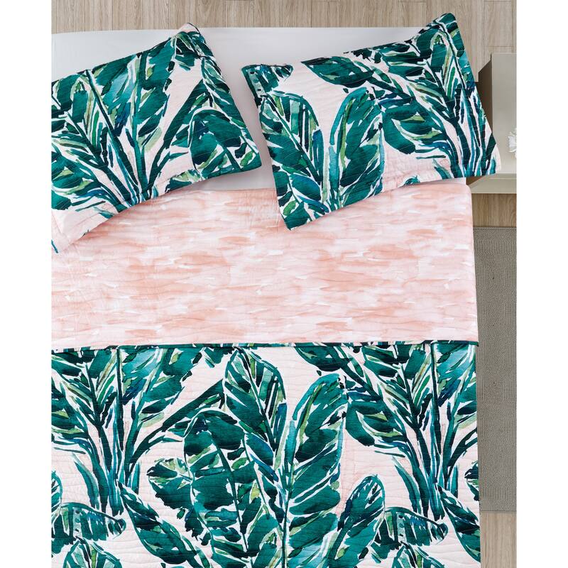 BARBARIAN by Barbra Ignatiev Fashion Floral Quilt Set