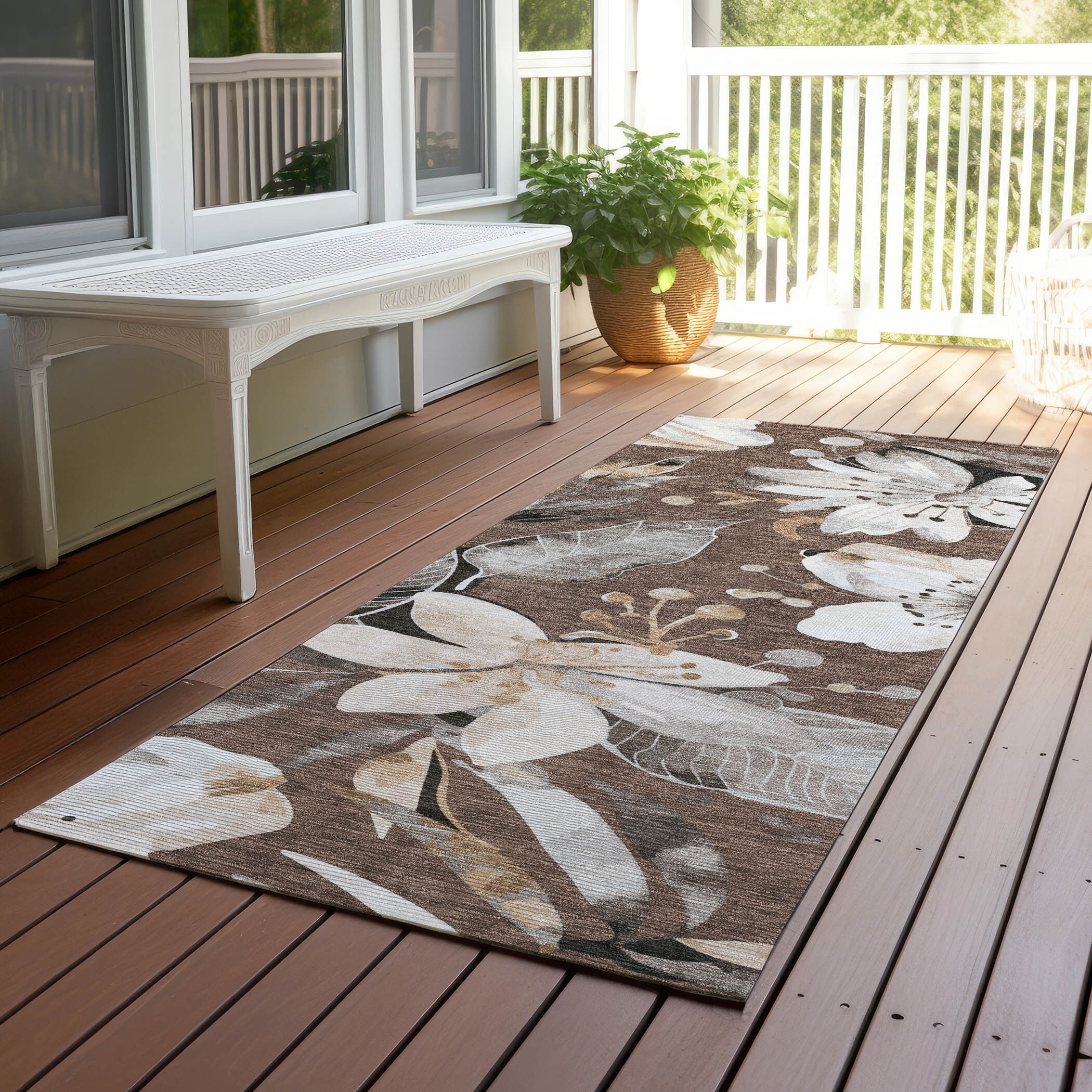 Machine Washable Indoor/ Outdoor Floral Chantille Rug