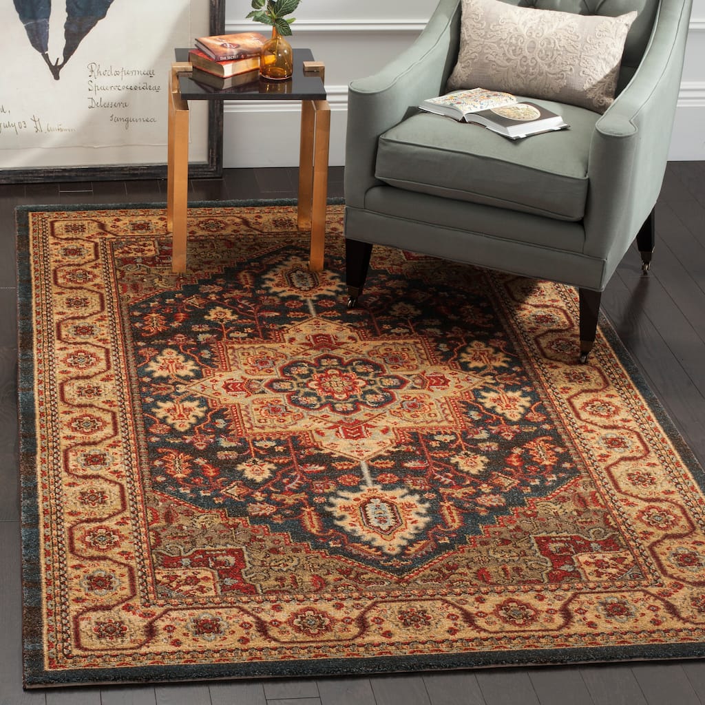 SAFAVIEH Mahal Marylou Traditional Oriental Rug