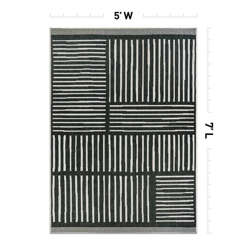 World Rug Gallery Contemporary Stripe Weather Resistant Reversible Indoor/Outdoor Area Rug