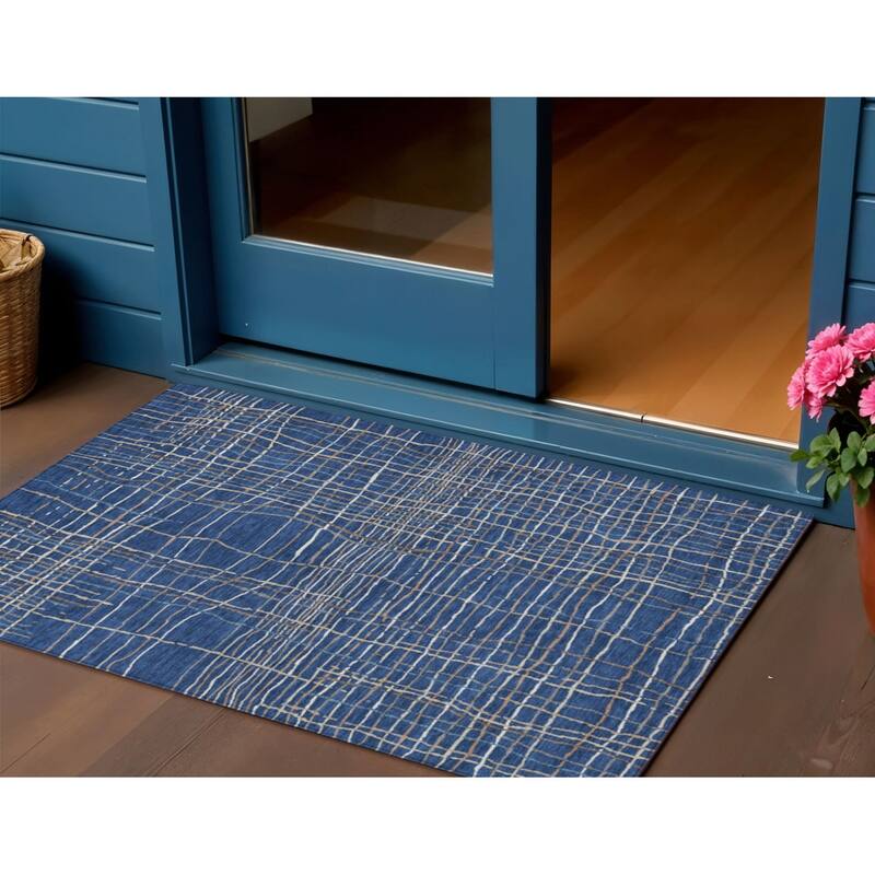 HomeRoots Striped Transitional Rectangle Outdoor Rug - 3' x 5'