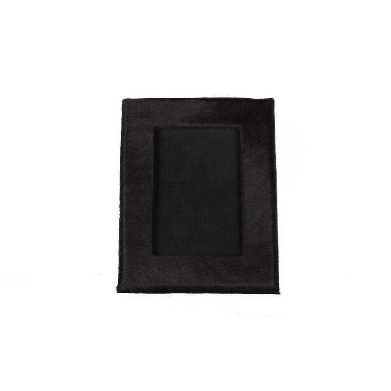 HomeRoots 4" x 6" Black Cowhide Picture Frame with Mat