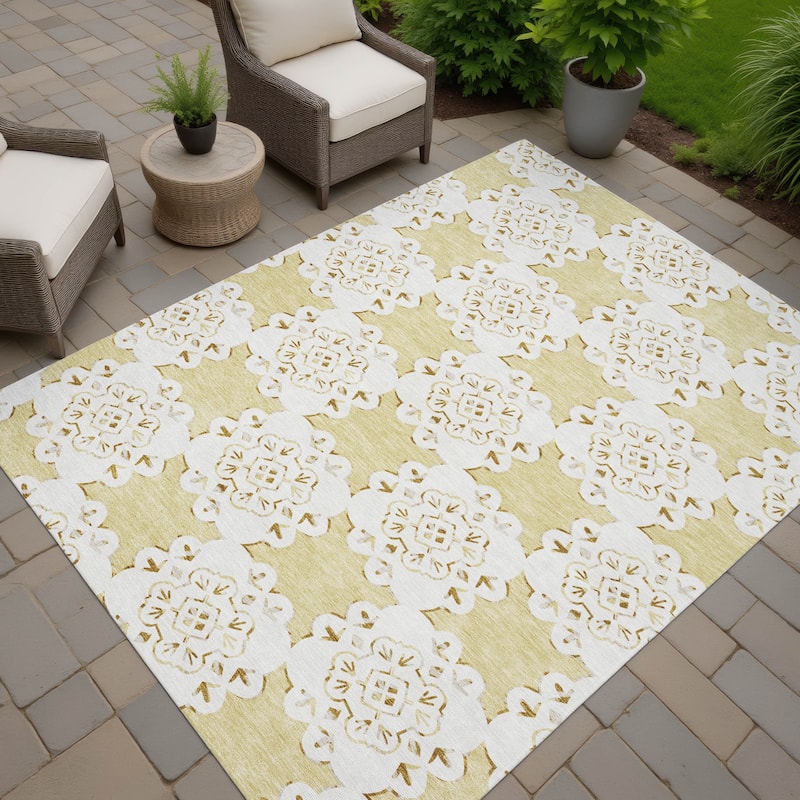 Machine Washable Indoor/ Outdoor Global Motif Chantille Rug - Wheat - 9' x 12'