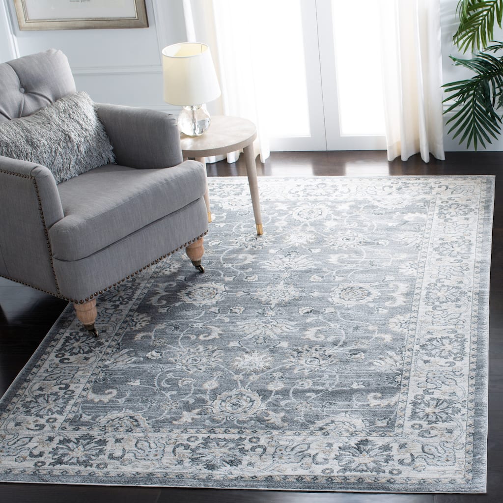 SAFAVIEH Isabella Hazbie Traditional Floral Oriental Area Rug - Grey/Cream - 5' 3" x 7' 6"