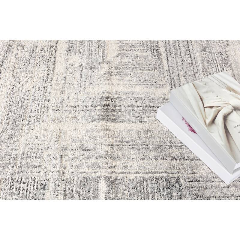 Intense Collection Transitional Abstract/Geometric Pattern