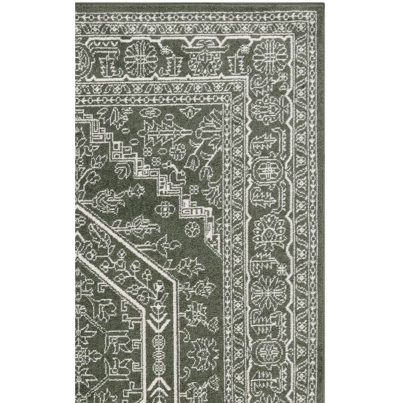 SAFAVIEH Adirondack Sian Rustic Oriental Medallion Rug
