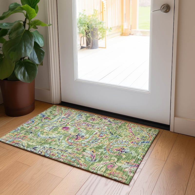 Machine Washable Indoor/ Outdoor Chantille Traditional Scroll Rug