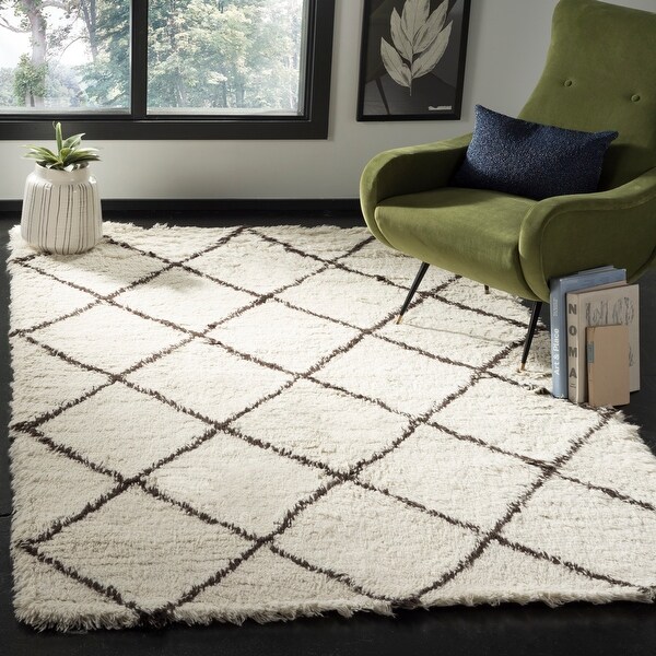 Safavieh Handmade Flokati Richelle Shag Solid Wool Rug
