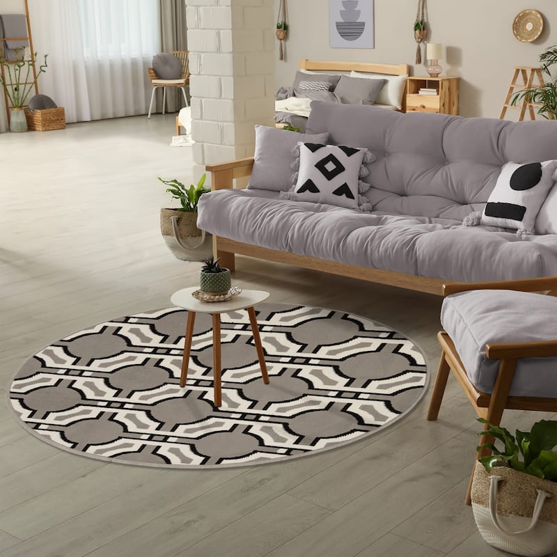 Modern Geometric Art-Deco Trellis Power-Loomed Indoor Area Rug by Superior