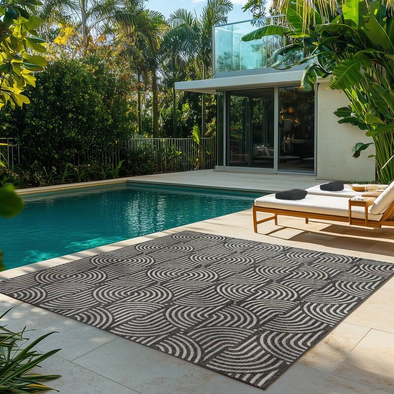 Gertmenian Savara Global Geometric Polypropylene Indoor Outdoor Performance Flatweave Area Rug Collection