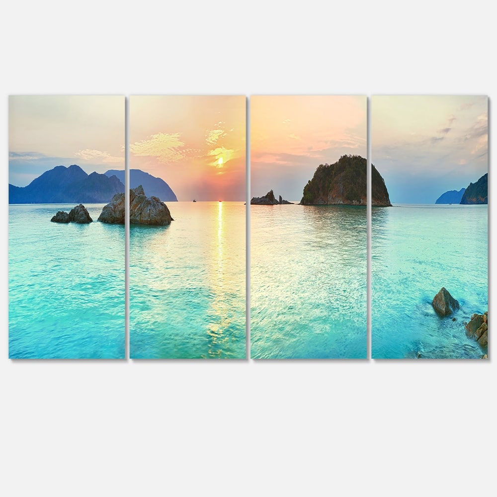 Designart 'Sunrise Panorama' Photography Metal Wall Art