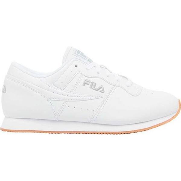 Shop Fila Men S Machu Low Top Sneaker White Highrise Gum