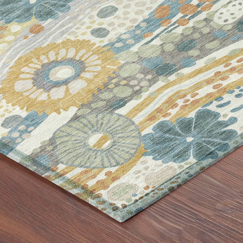 Machine Washable Indoor/ Outdoor Whimsy Floral Chantille Rug