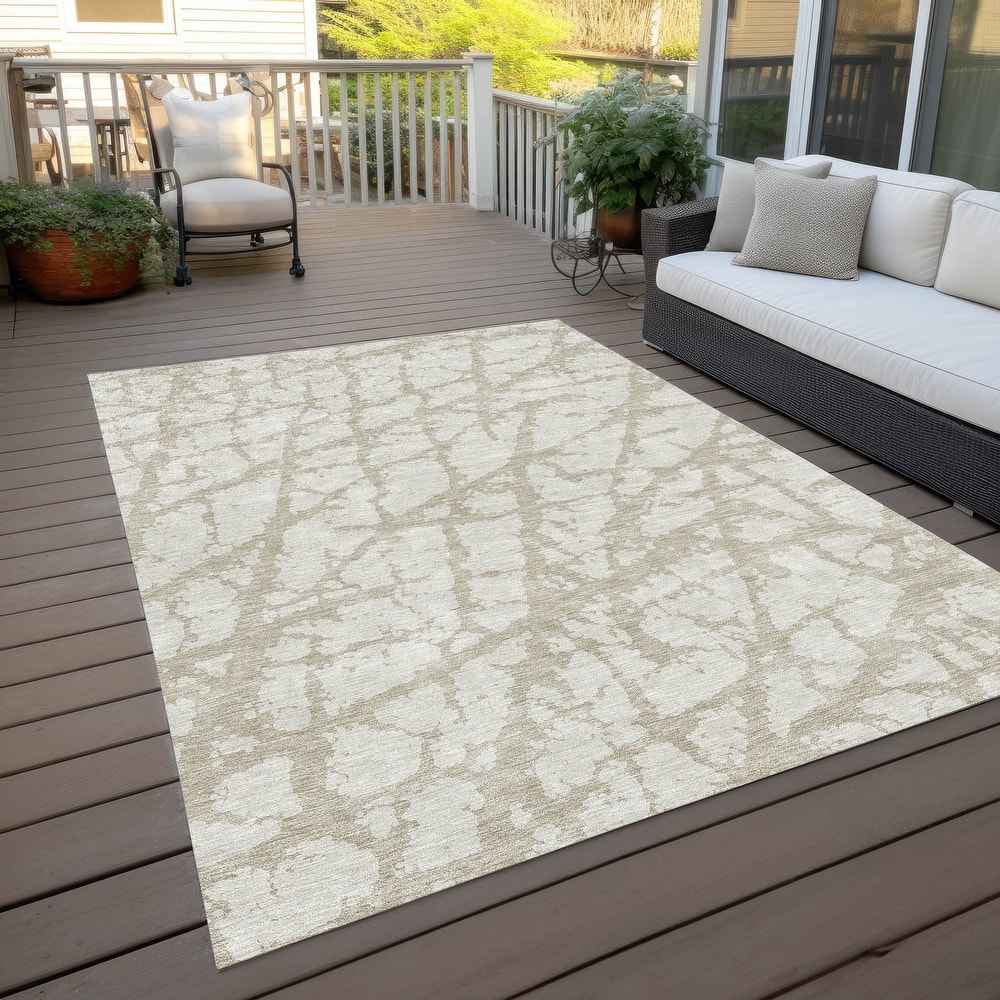 Machine Washable Indoor/ Outdoor Abstract Contemporary Chantille Rug