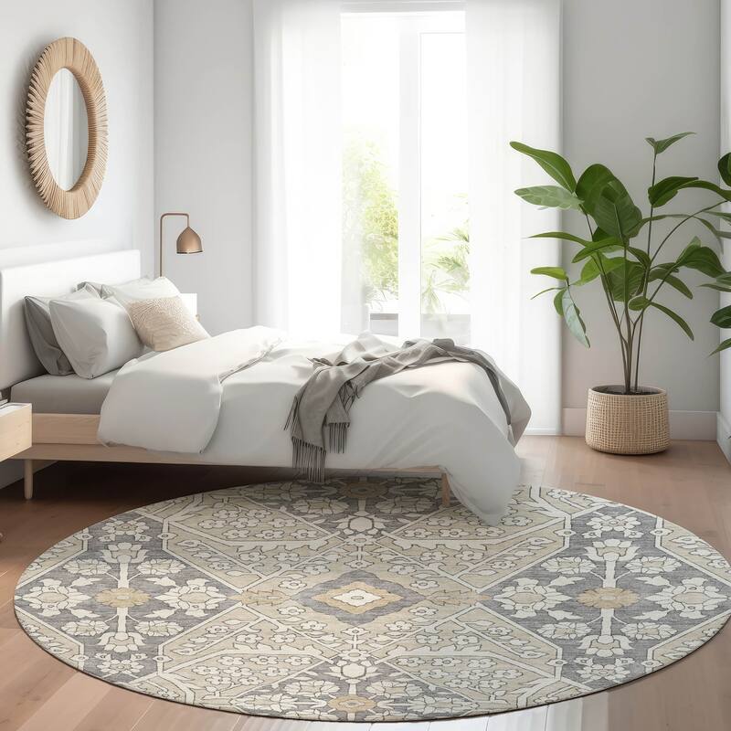 Machine Washable Indoor/ Outdoor Chantille Traditional Rug