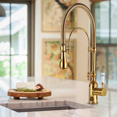One-Handle High Arc Kitchen Sink Faucet, Gold Single Faucet with Pull Down Sprayer for Kitchen Sink