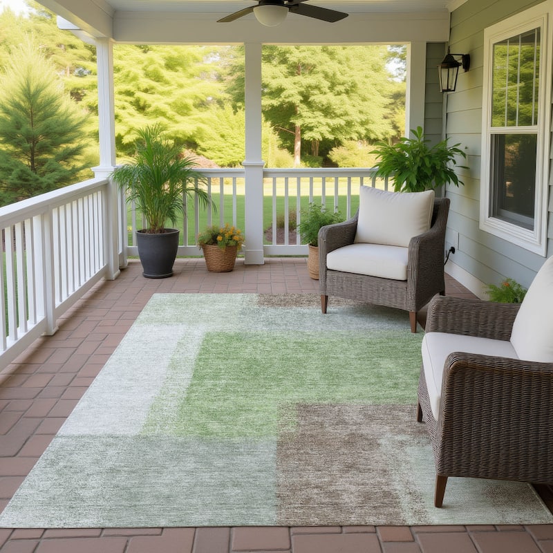 Machine Washable Indoor/ Outdoor Solid Contemporary Chantille Rug
