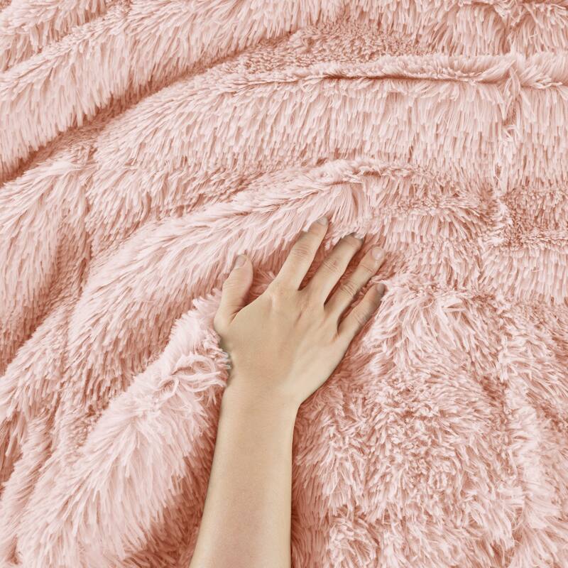 Intelligent Design Leena Shaggy Long Fur Comforter Mini Set