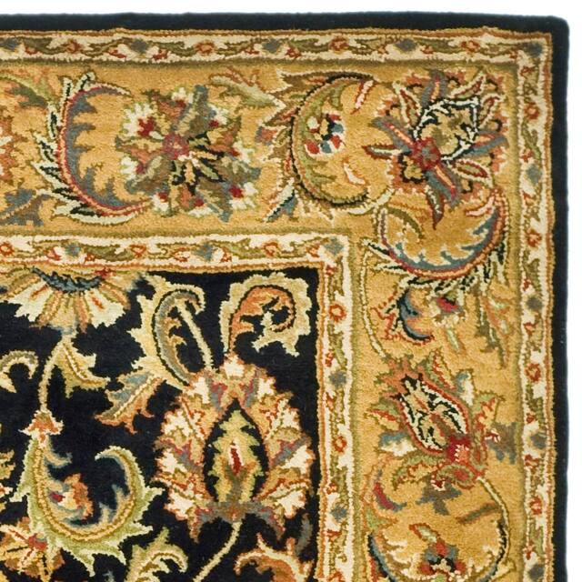 SAFAVIEH Handmade Classic Clotilda Traditional Oriental Wool Rug