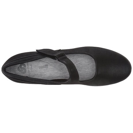 clarks caddell yale