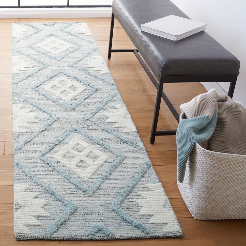 SAFAVIEH Handmade Vermont Darcie Boho Wool Rug