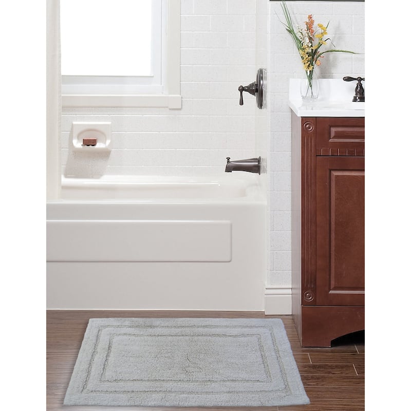 Vibhsa Ivory Color Plain Bath Rug 20" x 32"