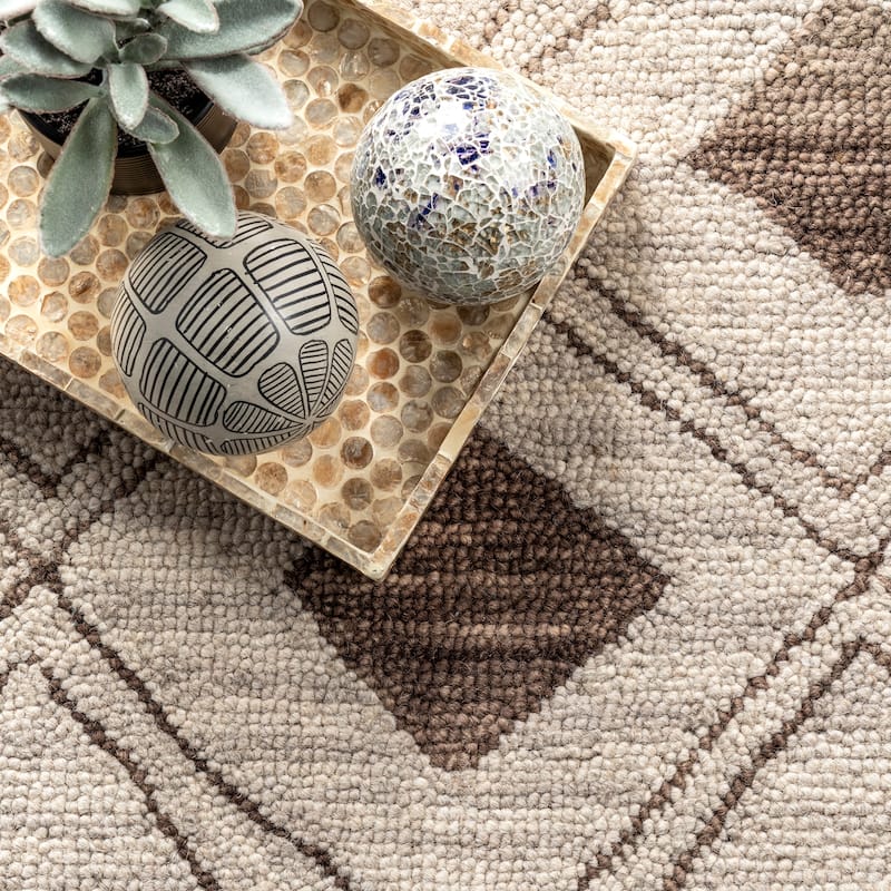 Nuloom Coco Trellis Wool Area Rug
