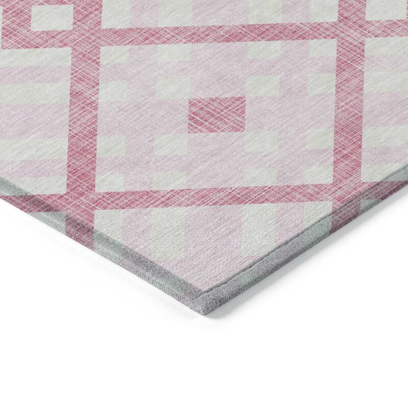 HomeRoots Geometric Transitional Rectangle Outdoor Rug