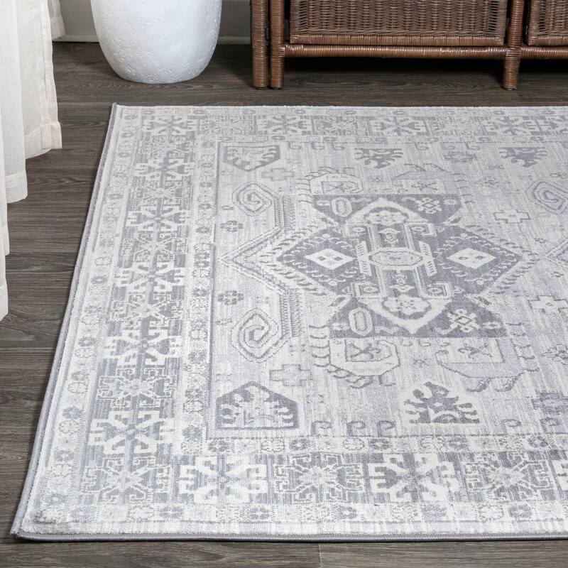 JONATHAN Y Traditional Persian Vintage Area Rug