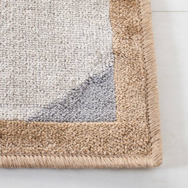 SAFAVIEH Atlas Hadas Modern Geometric Viscose Rug