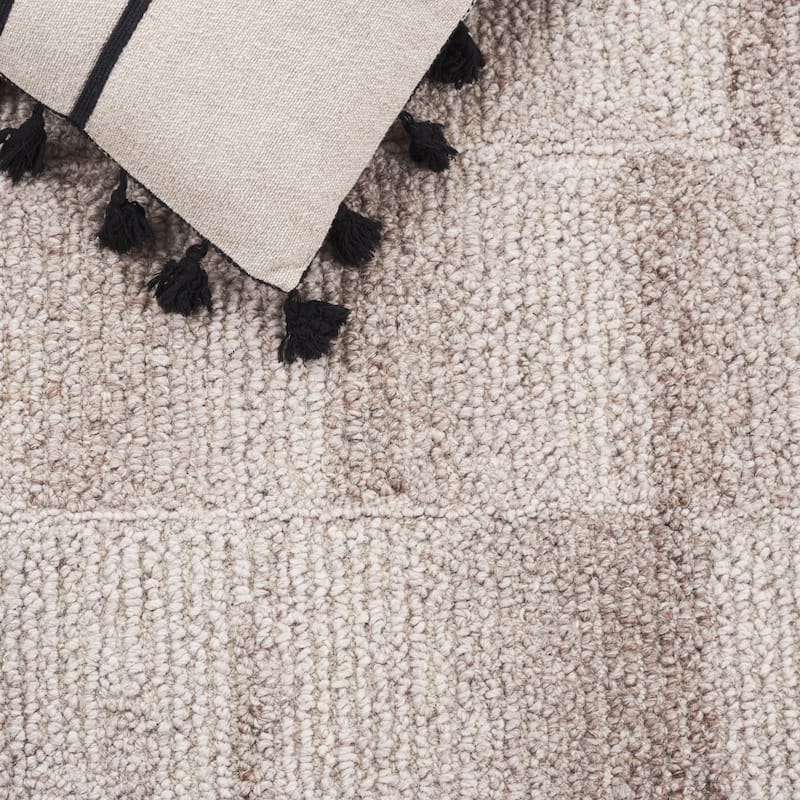 SAFAVIEH Handmade Harvest Berenike Wool Rug