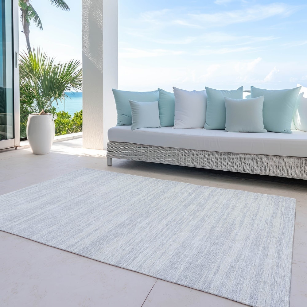 Machine Washable Indoor/ Outdoor Casual Ombre Chantille Rug