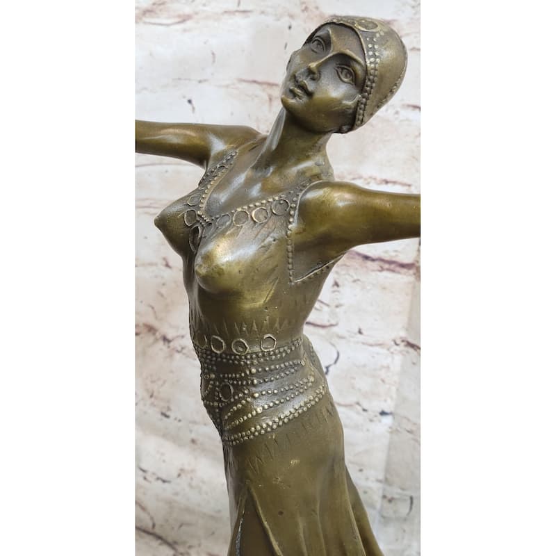 Bronze Sculpture D.H. Chiparus Dancer Standing On Her Toes Bronze Sculpture Deco