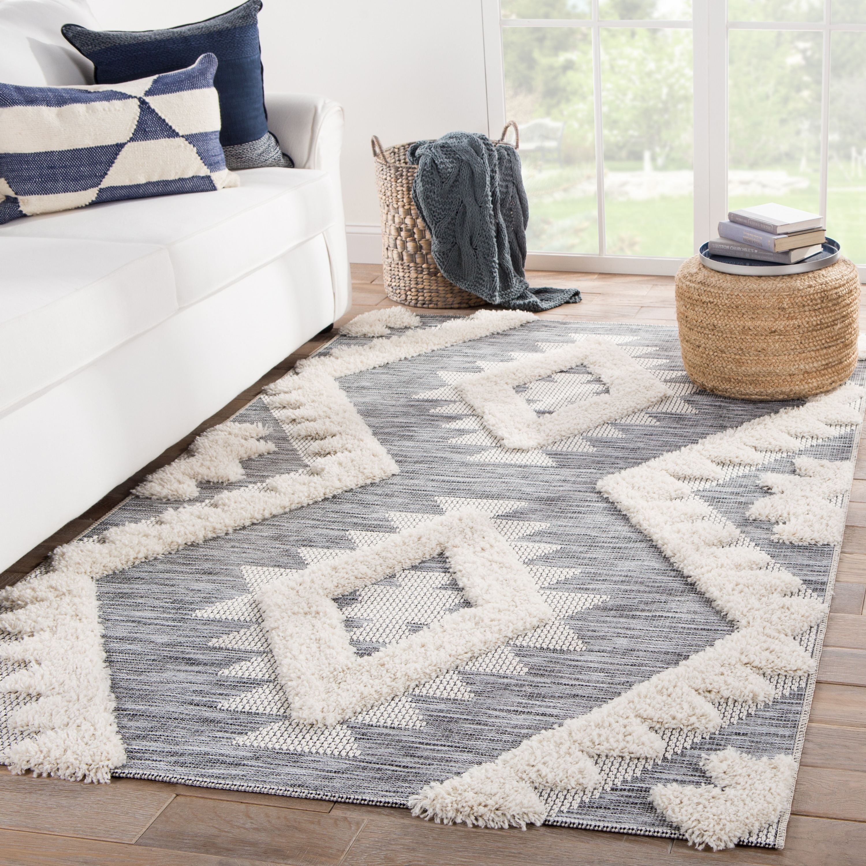 Zayne Indoor Outdoor Geometric Gray Cream Area Rug On Sale Overstock 26481519