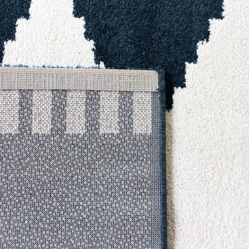 Nisha Geometric Modern Stripe Area Rug