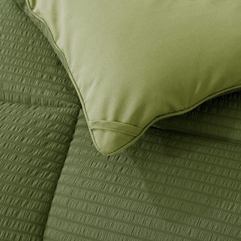 KASENTEX Winter Warmth Quilted Comforter, Cozy Soft Seersucker Textured, Down Alternative Fill