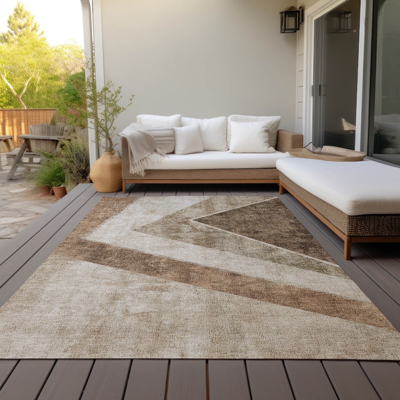 Machine Washable Indoor/ Outdoor Chantille Modern Geometric Rug