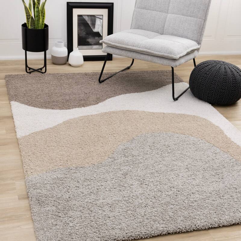 Mariah Curvy Wave Design Rug, 5'3" x 7'7"