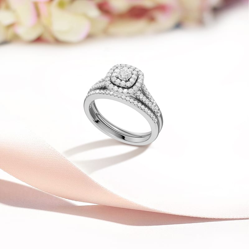 1/2ct TDW Diamond Cluster Halo Bridal Set in Silver for Women