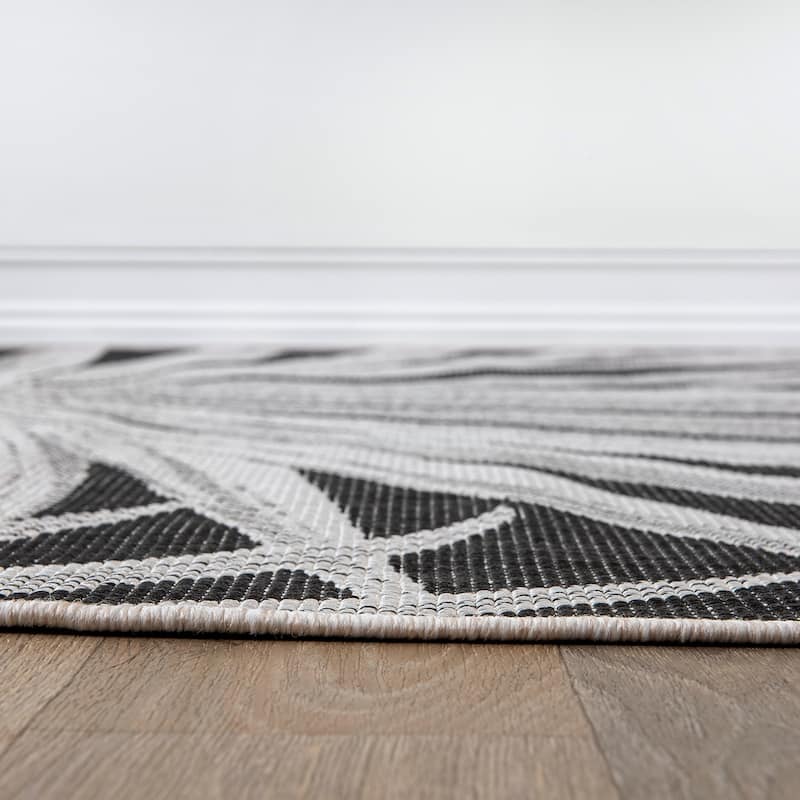 World Rug Gallery Tropical Nature Inspired Indoor/Outdoor Area Rug