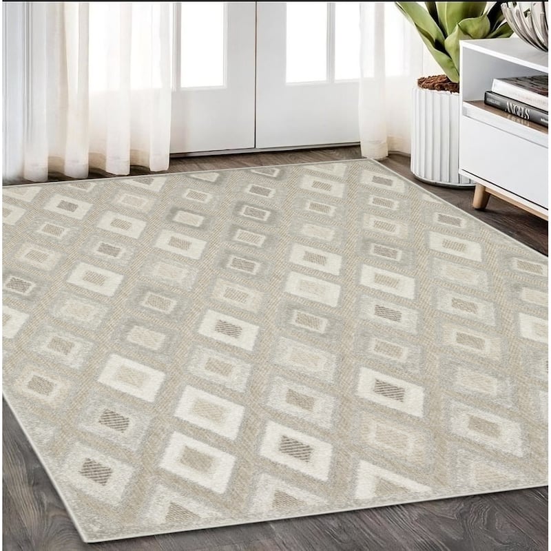 HomeRootsDiamond Traditional Runner Area Rug - 90.55' X '62.99' X '0.32