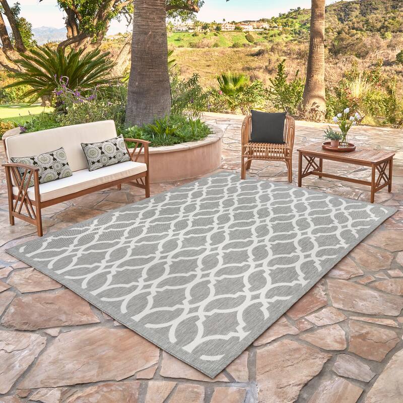 Gertmenian Savara Global Geometric Polypropylene Indoor Outdoor Performance Flatweave Area Rug Collection