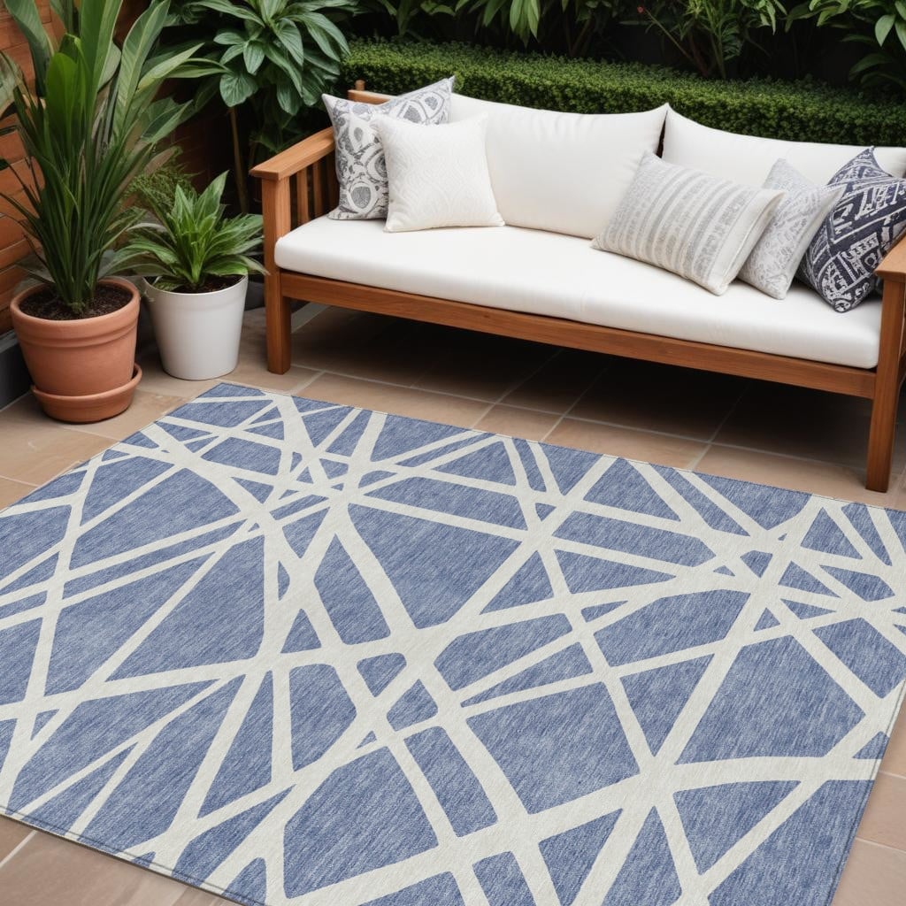 HomeRoots Geometric Transitional Rectangle Outdoor Rug