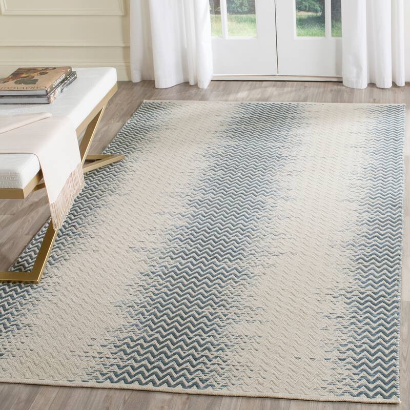 SAFAVIEH Handmade Flatweave Kilim Eszter Cotton Rug - 4' x 6' - Blue/Ivory