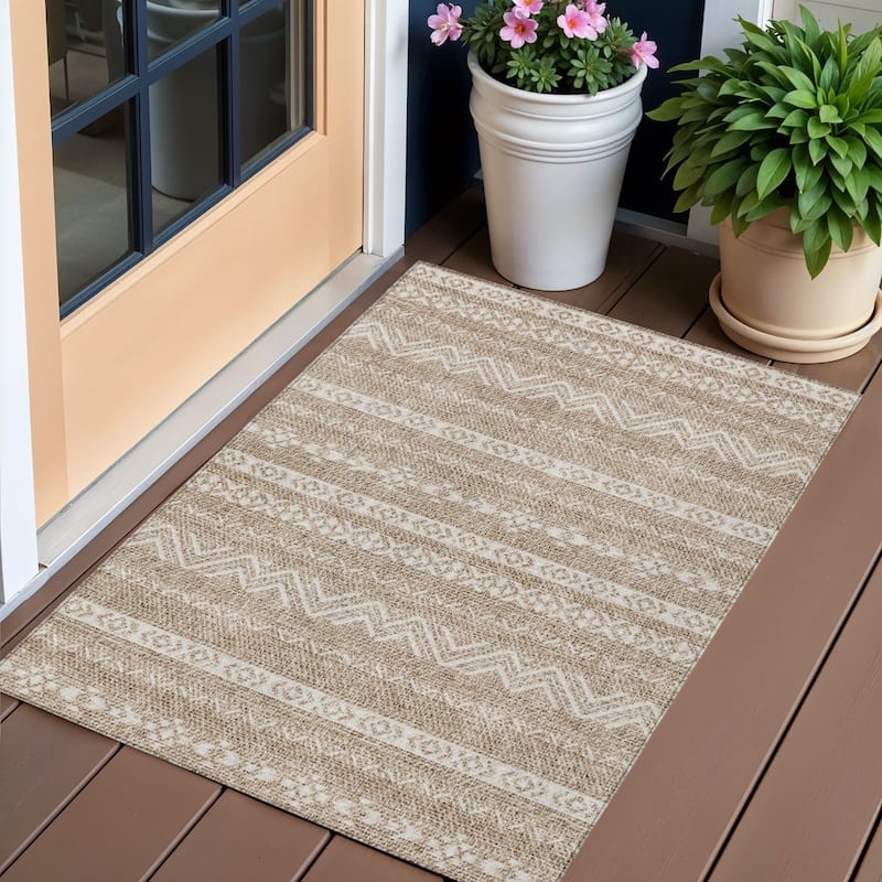 HomeRoots Southwestern Transitional Rectangle Outdoor Rug - 3' x 5'