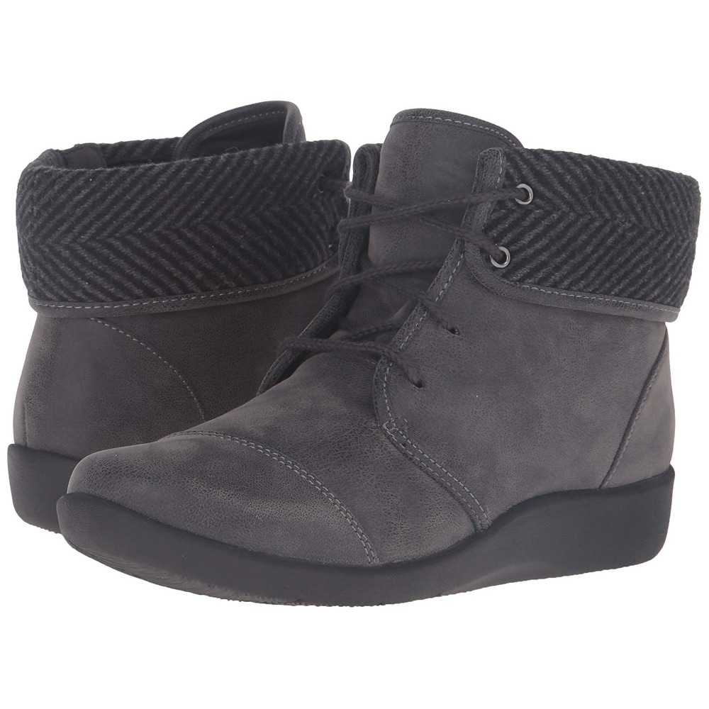 clarks ladies ankle boots sale