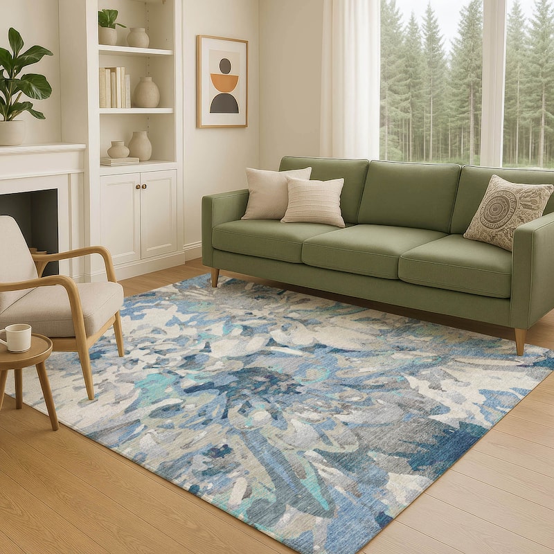 Machine Washable Indoor/ Outdoor Abstract Floral Chantille Rug